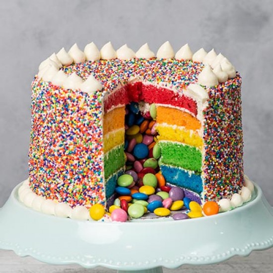 birthday-pinata-cake--inside.jpg